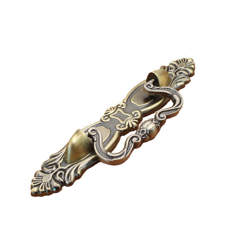 Baroque Skull Cabinet Pull — product view 5