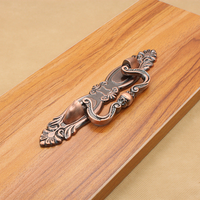 Baroque Skull Cabinet Pull — product view 6