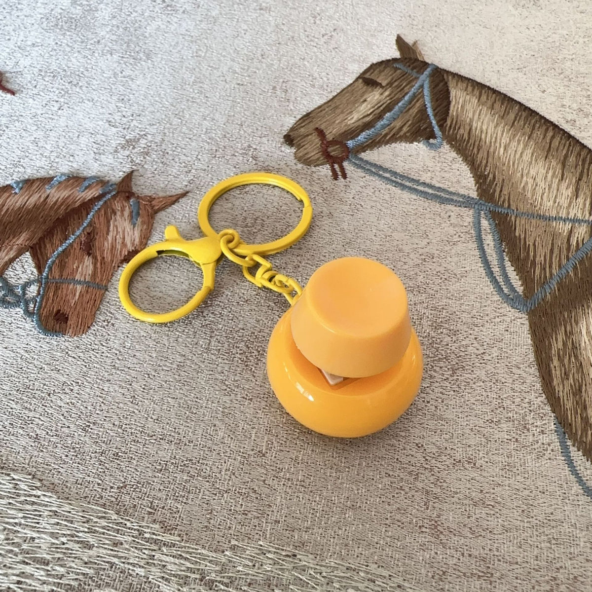 Mechanical Keyboard Switch Fidget Keychain — product view 6
