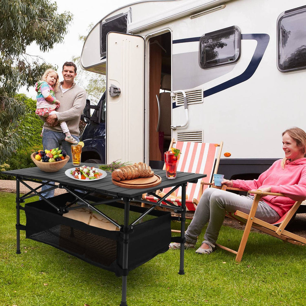 558723031